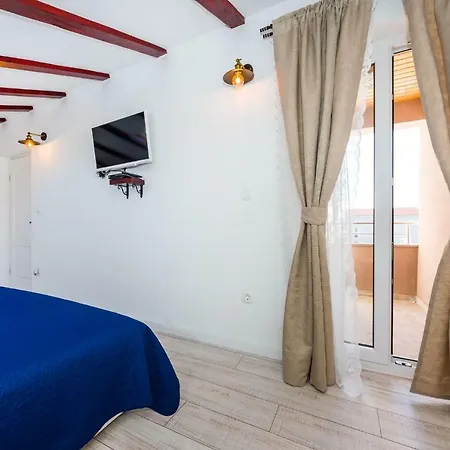 Olive Garden Apartment *